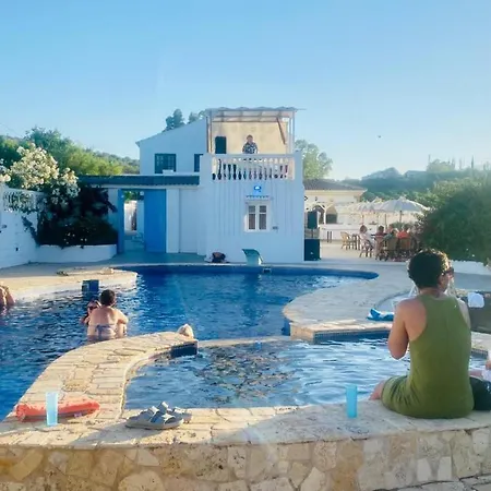 Runwild Hen Party Pool Fun For 6 *